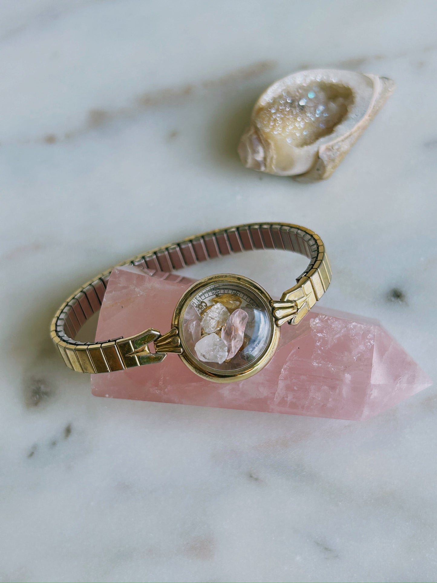 Shell Crystal Watch